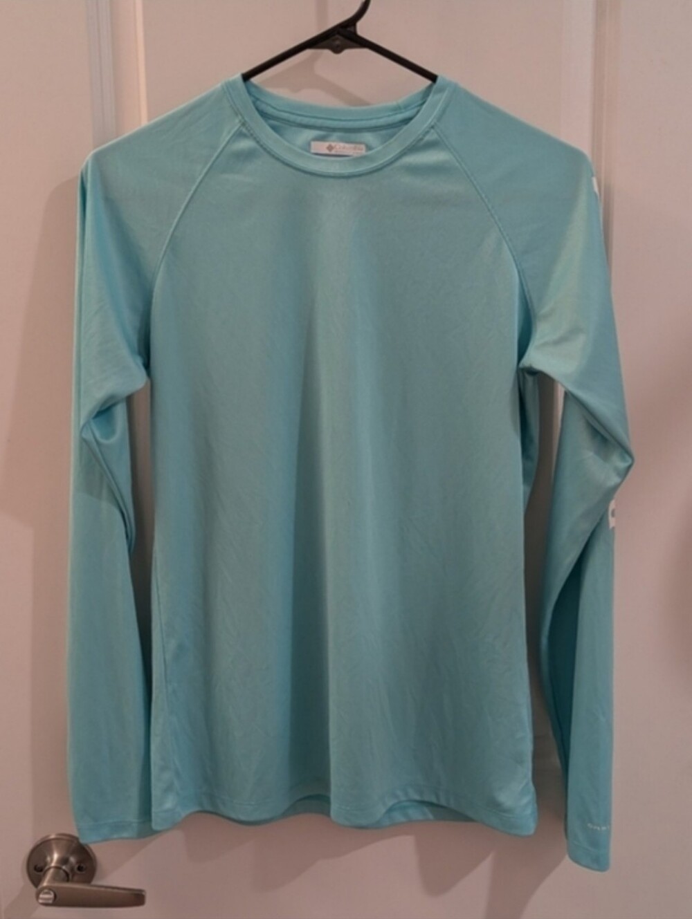 SET of 2 Columbia Omnishade Shirts - Picture 10 of 16